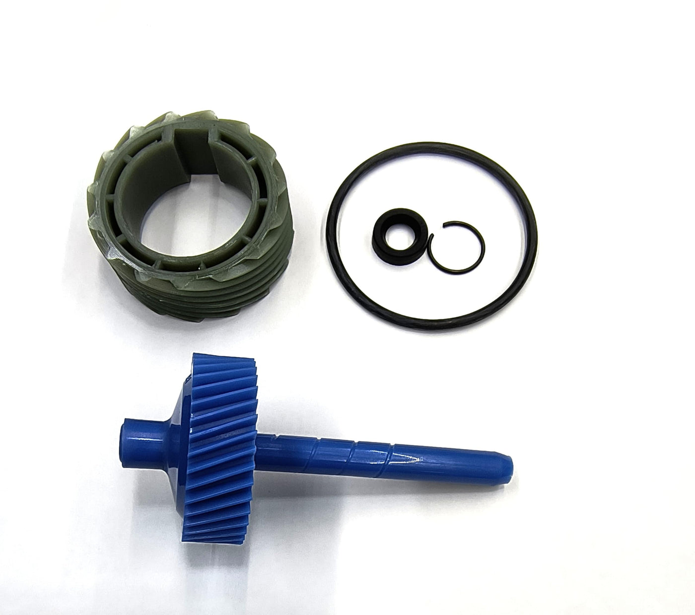 La Speedometer Gear 1359272 38 Tooth Speedometer Driven Gear and 8642620 15 Tooth Drive Gear Plus o-Ring, stem Seal and Seal Retainer.