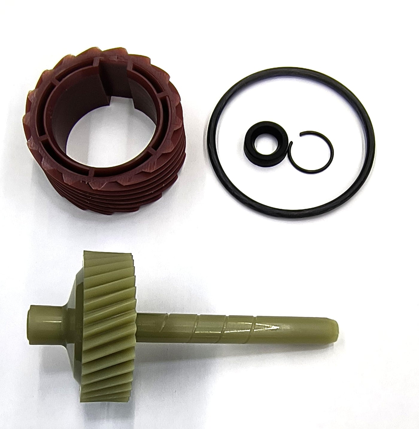 La Speedometer Gear 1359270 36 Tooth Speedometer Driven Gear and 8640517 17 Tooth Drive Gear Plus o-Ring, stem Seal and Seal Retainer.