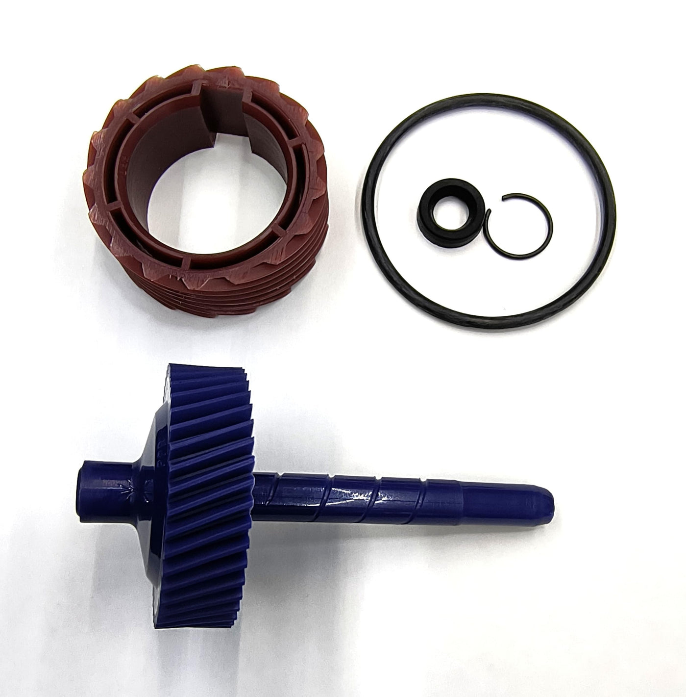 La Speedometer Gear 1362196 43 Tooth Speedometer Driven Gear and 8640517 17 Tooth Drive Gear Plus o-Ring, stem Seal and Seal Retainer.