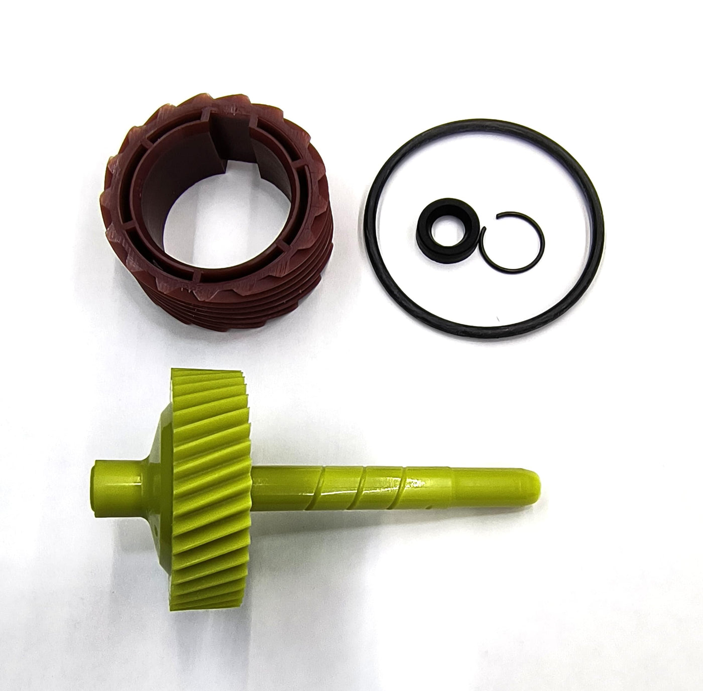 La Speedometer Gear 1362195 41 Tooth Speedometer Driven Gear and 8640517 17 Tooth Drive Gear Plus o-Ring, stem Seal and Seal Retainer.